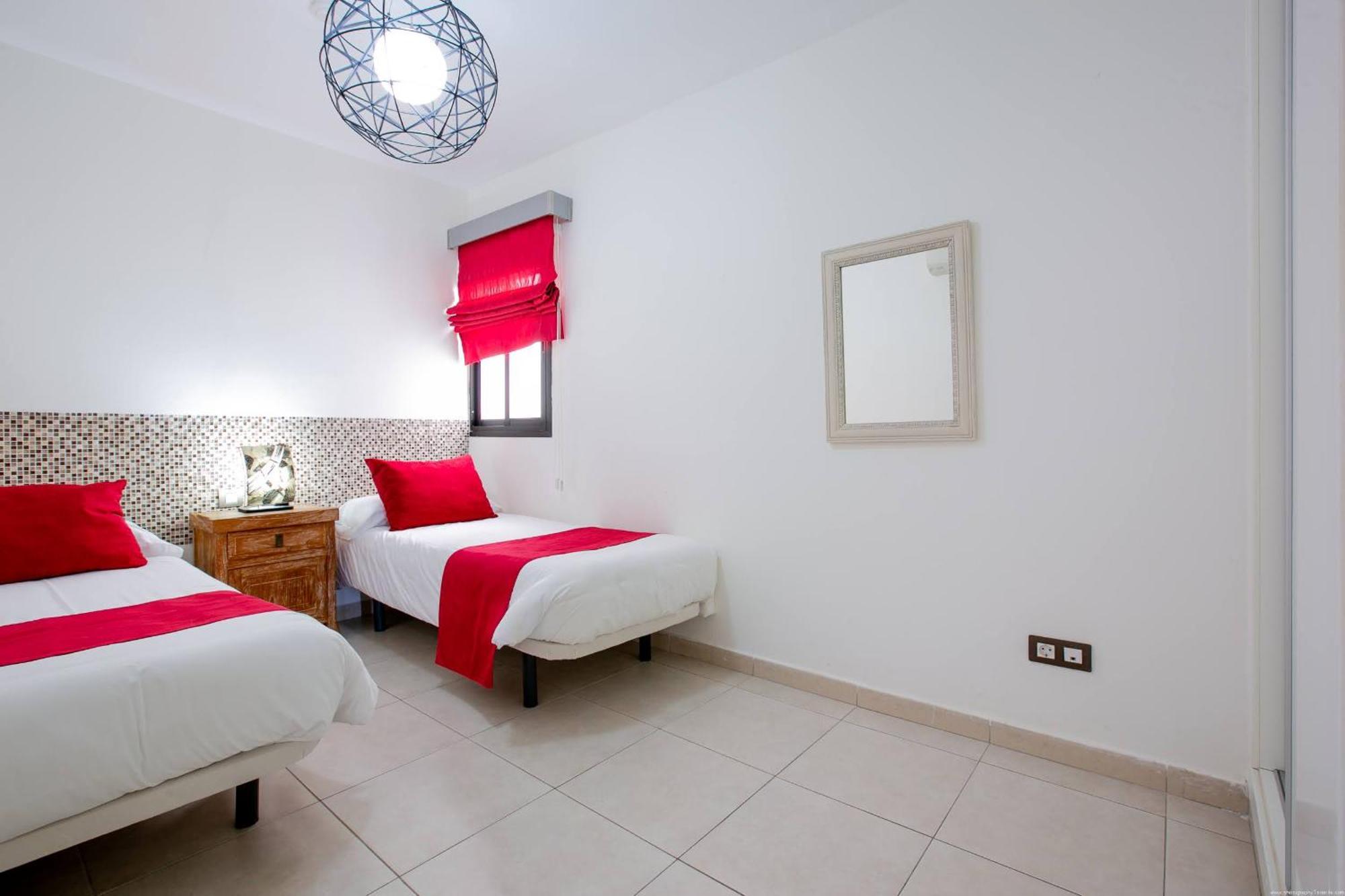Apartments La Caleta Sunrises 아데제 외부 사진