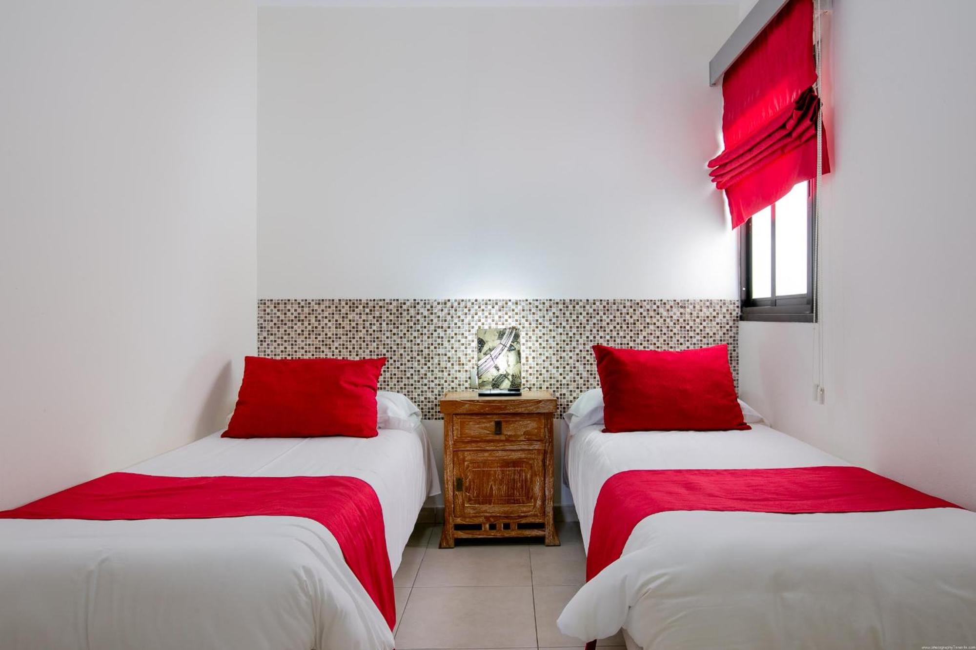 Apartments La Caleta Sunrises 아데제 외부 사진