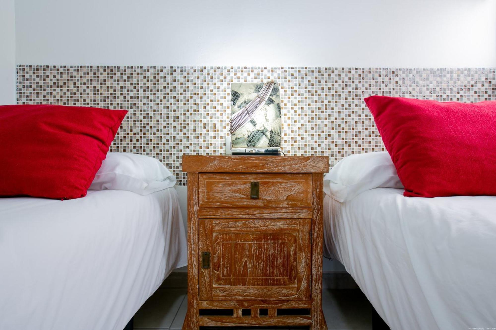 Apartments La Caleta Sunrises 아데제 외부 사진